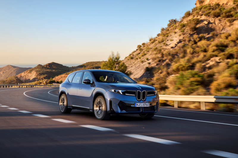 "이거 할인 폭 보면 깜짝 놀랄걸요" 2026 BMW iX3 페이스리프트 가격표와 모의견적 정보