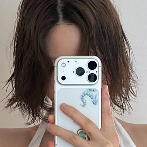"Chopped Before Her 4th Quarter Comeback!" Taeyeon Shocks Fans with a Drastic Short Hair Transformation Selfie