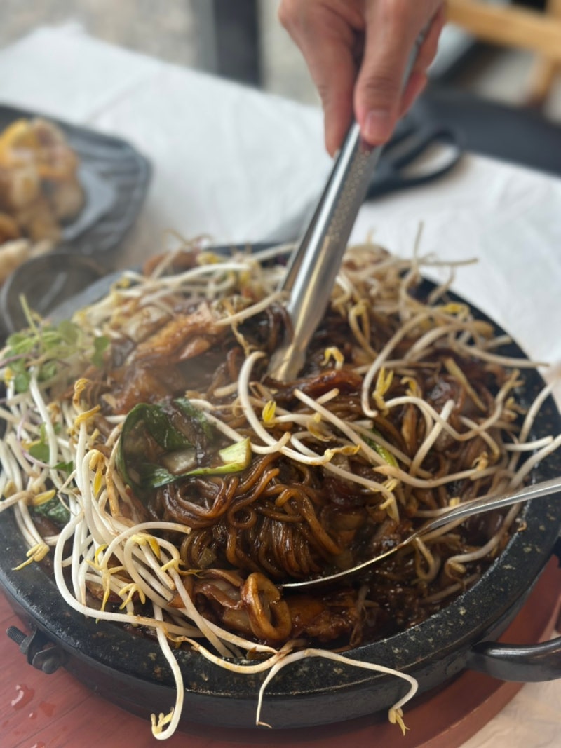 영종도 맛집 돌짜장 바다 보며 먹는 해물돌짜장, 주말 데이트 코스로 추천