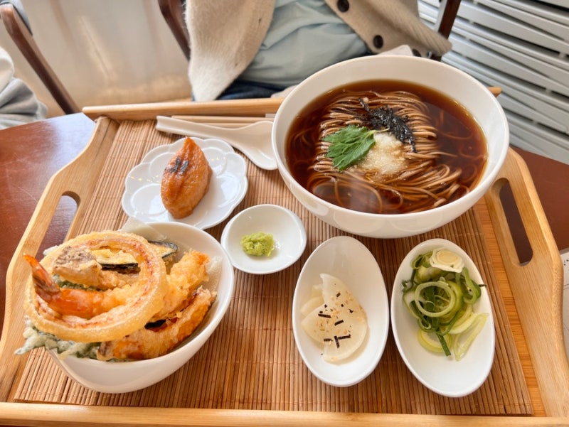 대구 수성구 범어동, 겨울에 쉬는 메밀소바 맛집 키츠네 소바 feat.고로케