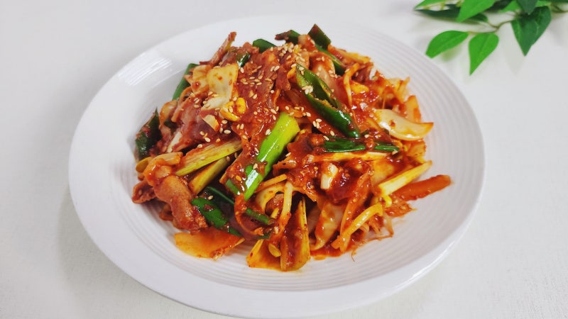 콩나물 불고기 집밥메뉴 추천 콩불 레시피 고추장 양념 냉동 대패삼겹살 요리