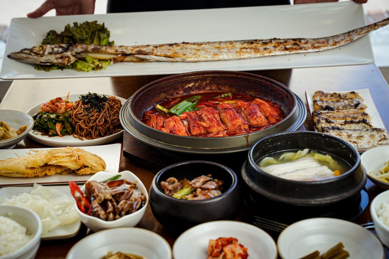 제주 순살갈치조림 아기랑 제주도 가족 여행 첫 장소로 잡은 칼치집 한정식 식당 후기