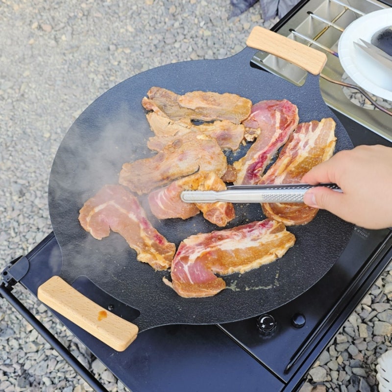 캠핑 그리들 39cm 얼마나 클까? 돼지갈비 1kg 올려본 이라이프 인덕션그리들