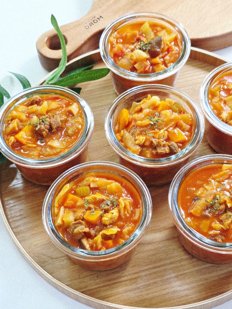 살 쏙쏙 빠지는 마녀스프라고 해서 끓여봄! 재료 썰어 몽땅 넣고 끓이면 끝, 맛보장
