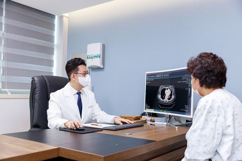 유방암 3기, 4기 희망이 있을까? 진단 후 수술방법과 최신 치료법