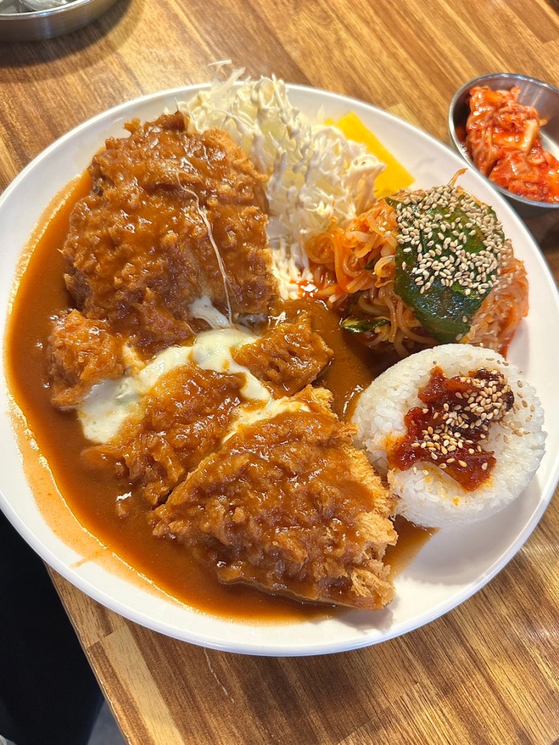 원주 자유시장 맛집｜'아무리찾아도찾기힘든집(아찾집)' 돈가스 투어패스 할인 꿀팁