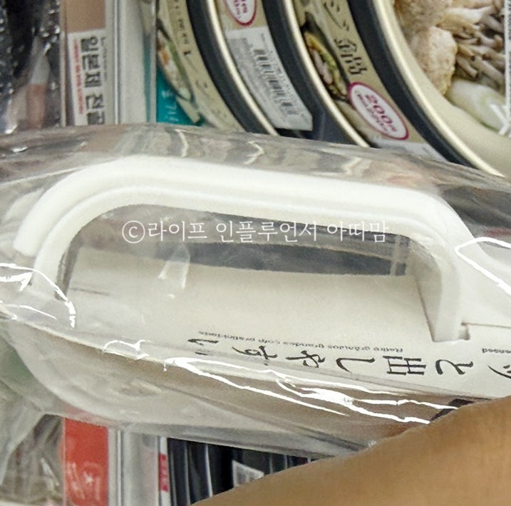 다이소 그냥 지나치려다 일본제 표시 보고 다시 집었어요… 대체 뭐가 다른가 했더니