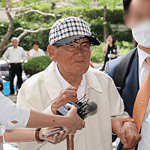 신천지 이만희 구속집행정지 결정 일시 석방