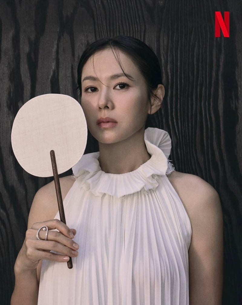 "Why is This Ring So Expensive?" The Identity of the 11.74 Million Won Ring in Son Ye-jin's Scandal Pictorial