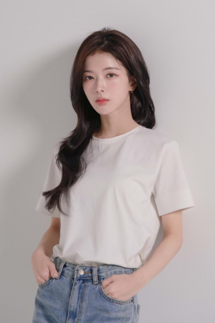 노정의, 15년 연기 경력 속 '논란 없는' 성장 비결은?