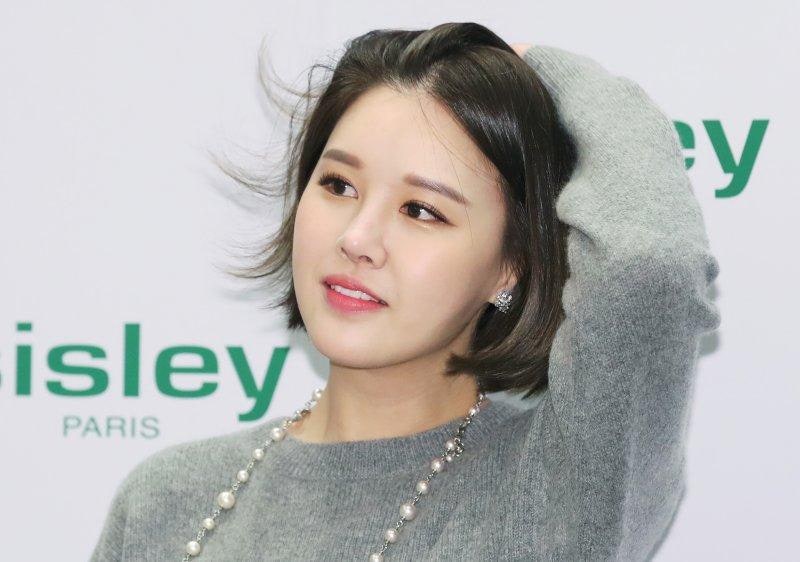 박은지 아버지 위중 소식에 급거 귀국…중환자실 집중치료 후 전원