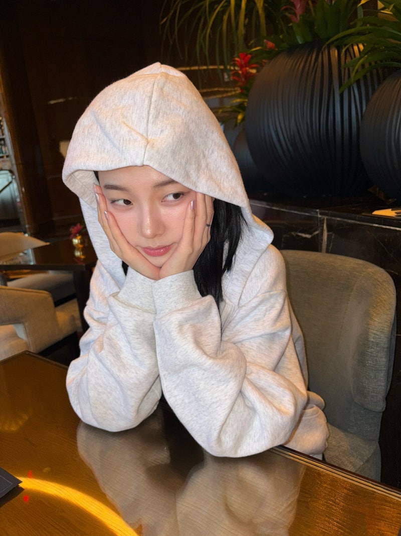 제니·카리나가 입던 SKIMS 한국 온다! 스킴스 2027 국내 진출→직구 안 해도 되나?