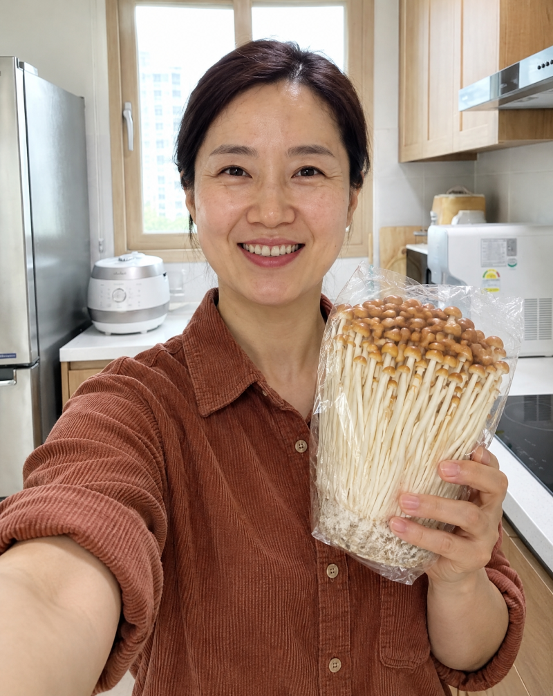 "쓰레기통에 갈 뻔한 조각으로 키우는 작은 기적" 팽이버섯 키우기 방법 밑둥으로 집에서 성....