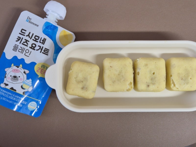 8개월 아기 간식만들기 / 바나나요거트빵