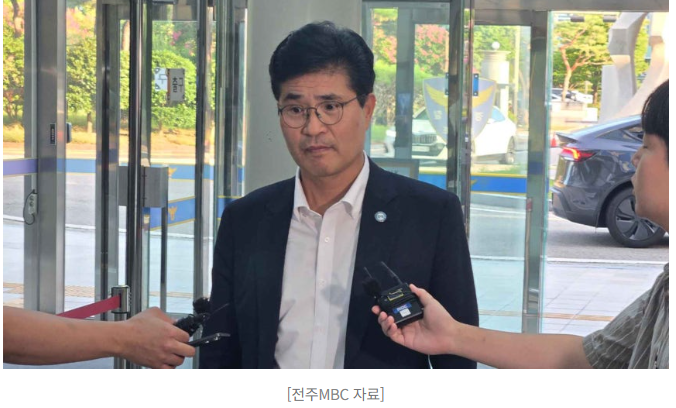 이원택 전북도지사, '허위사실공표 혐의' 검찰 송치