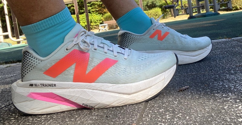 뉴발란스 SC Trainer V3, 뉴발 메가위크에 살 만할까?
