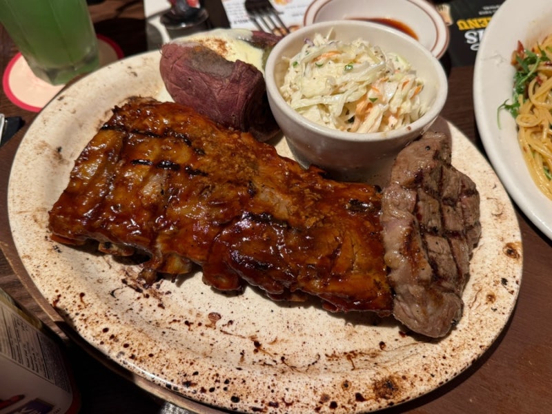 [잠실] 롯데월드몰 맛집 캐롤스 방문 후기 | 립 앤 스테이크 콤보, 초리조 파스타