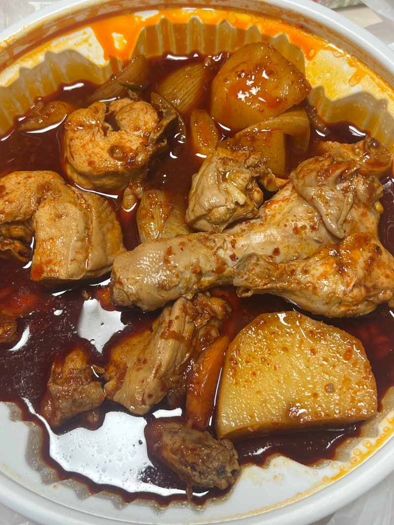 덜매운맛인데 이 정도? 엽기닭볶음탕 24,000원 솔직 후기｜맵기·양·기본 구성