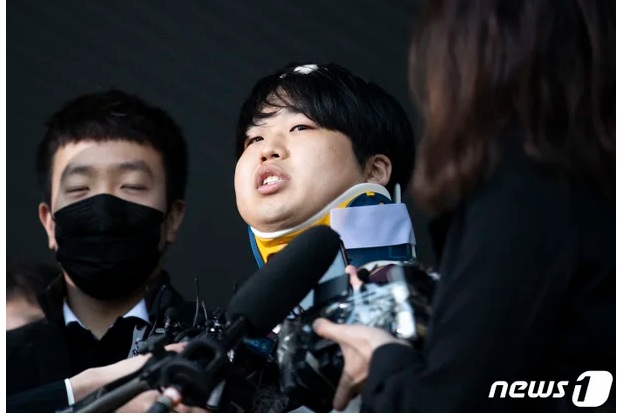"매일 울어 재소자들에게 따돌림, 폭행당해"…징역 47년 조주빈 근황