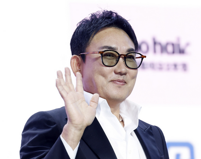 이승철 큰딸 이진 누구? 재혼으로 맺은 가족, 사위 직업과 손주 소식까지