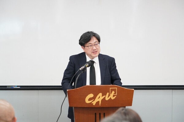 노인 운동인 줄 알았는데 대학생 96명이 태국까지…파크골프 치는 법부터 채 고르는 법 총정....