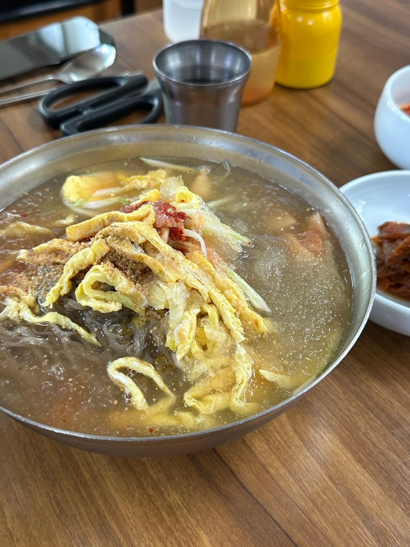 세종 로컬 냉면 맛집, 고소한 육수와 계란지단 가득한 부민식당 리뷰