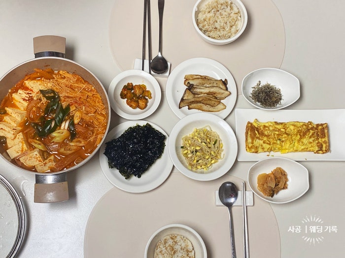 내돈내산 디아르 실리콘 테이블매트 써본 후기