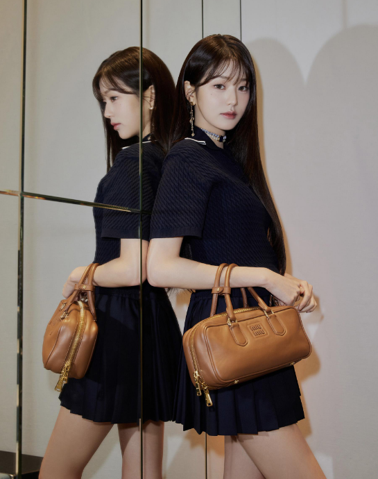 장원영 가방 뭐야? 요즘 눈에 들어오는 미우미우 비방 가죽 백