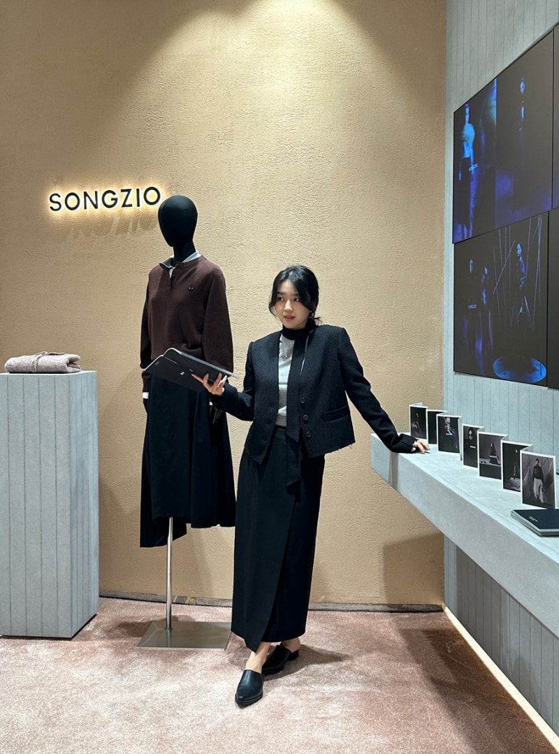 송지오우먼 여성복 디자이너브랜드! 신세계 백화점 센텀시티점에서 26AW 신상 여자가을코디