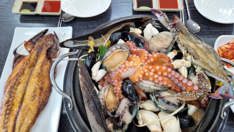 제주소노벨리조트근처맛집 시래기돌솥밥 곁들인 기쁨이네 해산물 식사
