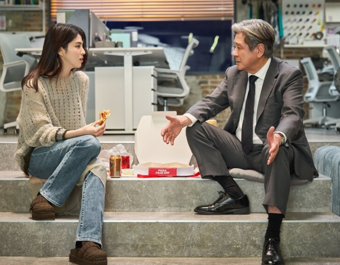 영화 인턴 기본정보, 쿠키영상, 관람평·아쉬운 후기