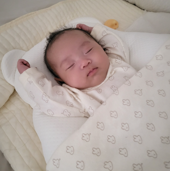 허그곰 옆잠베개 2세대 생후 43일 통잠 후기, 다시 산다면 후회 없는 기준