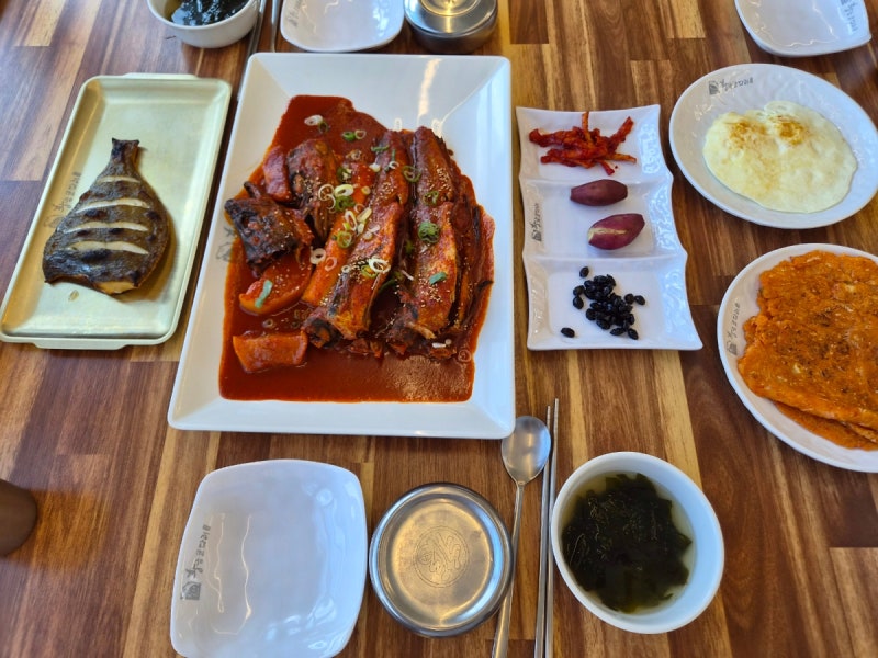 마산 가포 맛집 황금코다리 마산덕동점 평일점심특선 15,000원 코다리찜 생선구이까지
