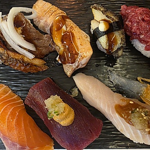 청주 가경동 이색 초밥 맛집 모둠 초밥 연어초밥