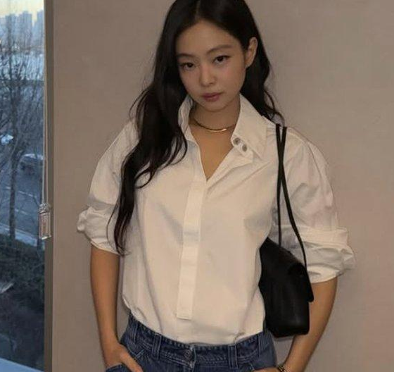 제니 가방 뭐야? 요즘 자주 드는 샤넬 스몰 플랩백 알아보기