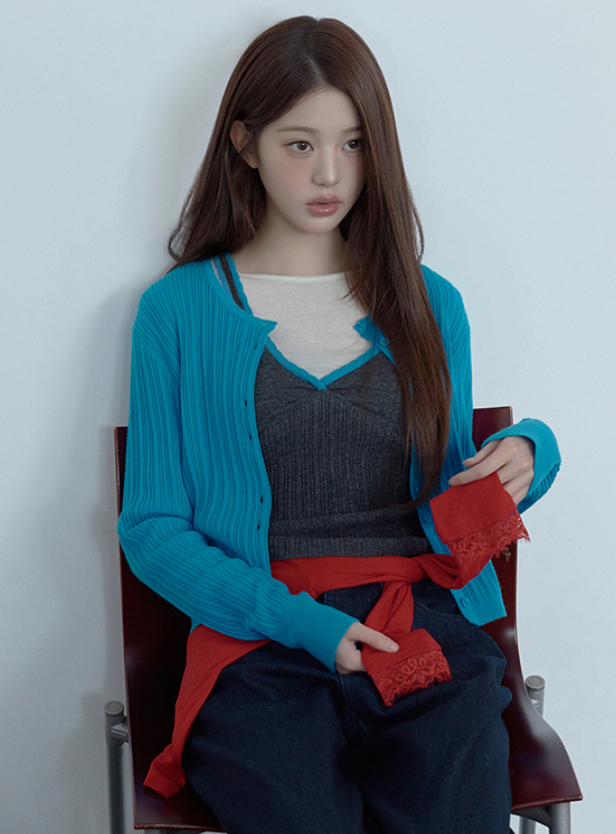 “이번엔 분위기가 다르다고?” 장원영이 입은 로라로라 26FW, 힘 뺀 듯 더 눈길