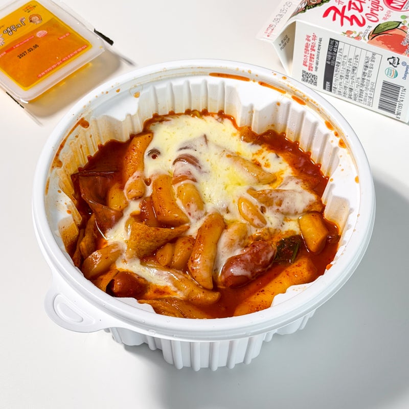 엽떡 안 매워도 맛있을까? 엽기떡볶이 신메뉴 더착한맛 먹어본 후기