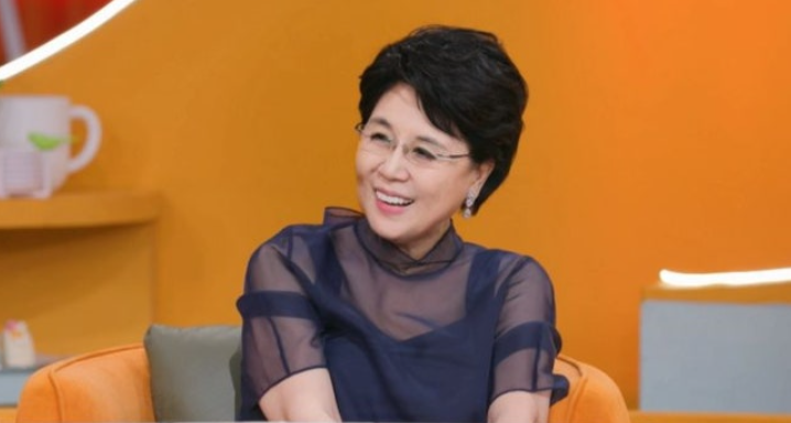 심수봉, PD 출신 남편 공개 30년 함께한 집에서 처음 전한 러브스토리