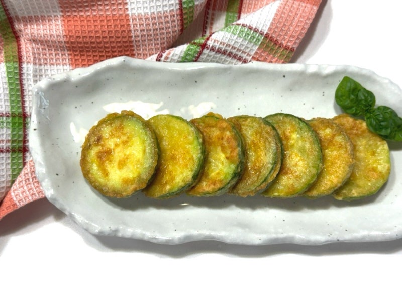 부침 옷이 착 붙는 애호박전 레시피 튀김가루 도톰한 애호박 속까지 ....