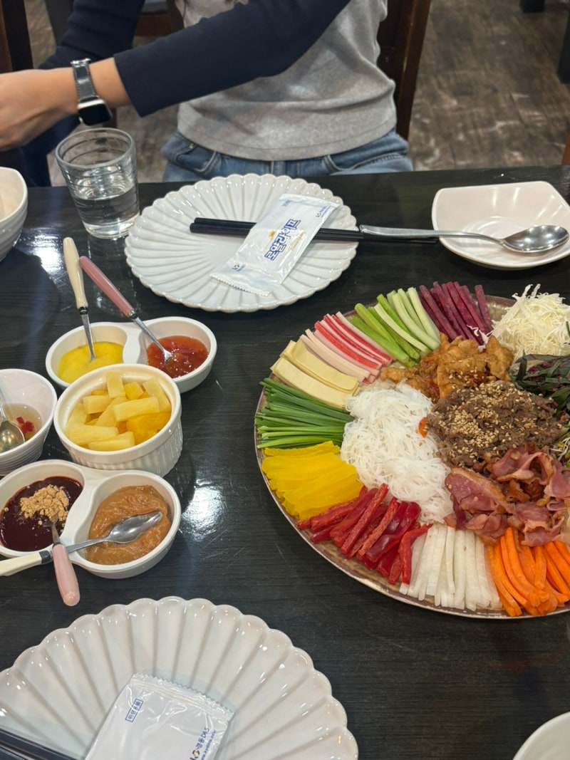 [수원 성균관대역 맛집] 쟈스민 15번만에 전화 예약 성공 월남쌈 맛집 내돈산 찐 후기