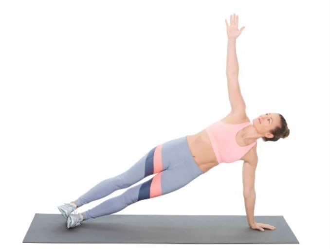 바시스타아사나(Vasisthasana) | 몸의 옆면을 단단하게 사용하는 사이드 플랭크 자세