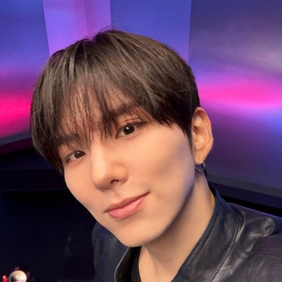 기현 "10년 후에도 몬스타엑스"…라이브 가창력에 팬들 '귀 녹아내린다'