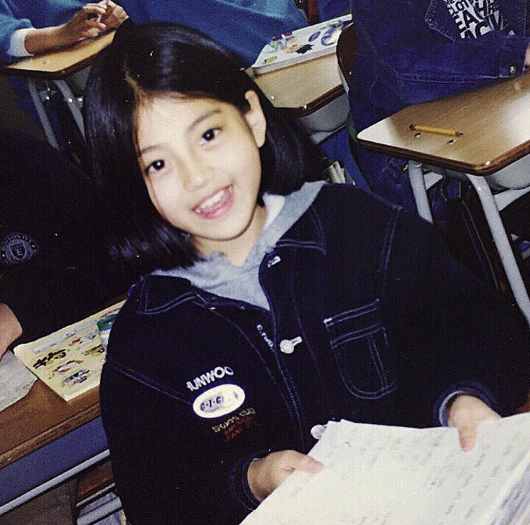 사나, 친구와 쇼핑하다 길거리 캐스팅…일본 중학생이 트와이스가 되기까지