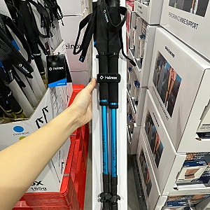 코스트코에 헬리녹스 등산스틱이? 생각보다 가벼워서 한참 봤어요