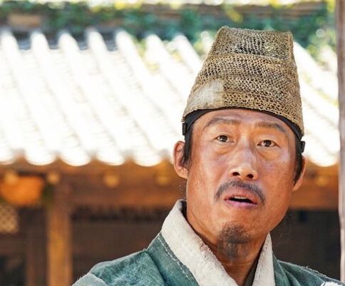 백상예술대상 유해진 나이 키 고향 학교 프로필, 영화 대상 수상!