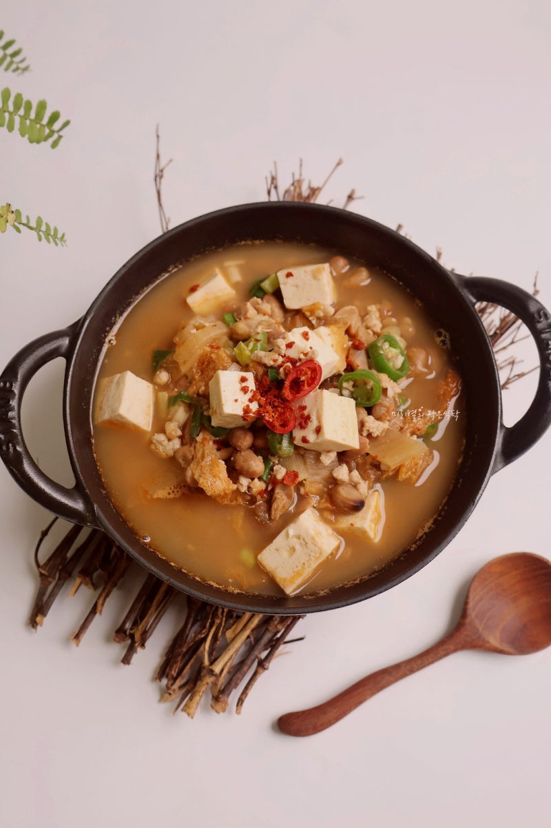 한 끼로 준비한 청국장 맛있게 끓이는법 돼지고기 김치 청국장찌개 조리 기록