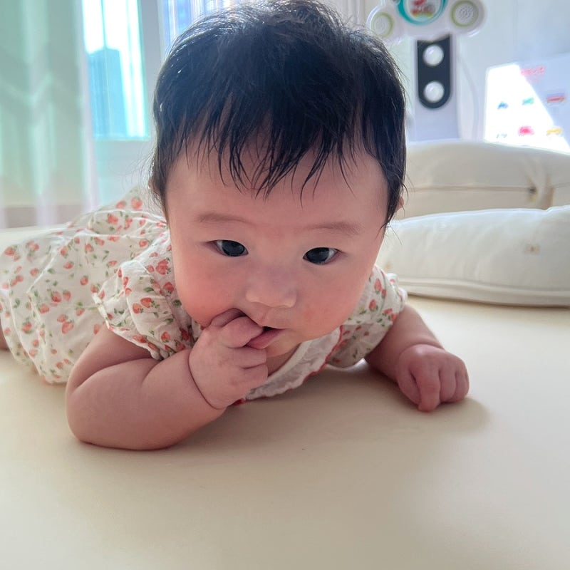 신생아 100일아기 변비일때 이렇게 해보세요! 배마사지, 유산균