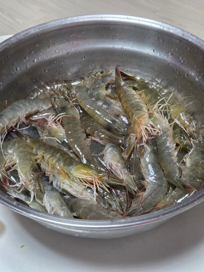 생새우 철 생새우 효능 생새우 손질법 생새우 손질 생새우 까는법 생새우회 후기