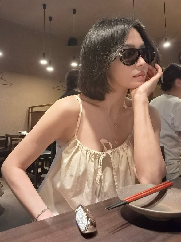 송혜교 나니머스에이에이 가방, 알고 보니 강동원 브랜드
