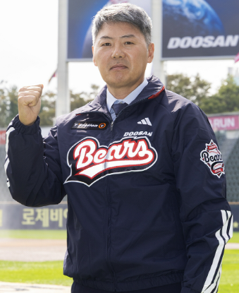 "이 투수진 가지고.." 두산 김원형 감독 경질 요구 나오는 이유, 소극적 운영이 문제였나?